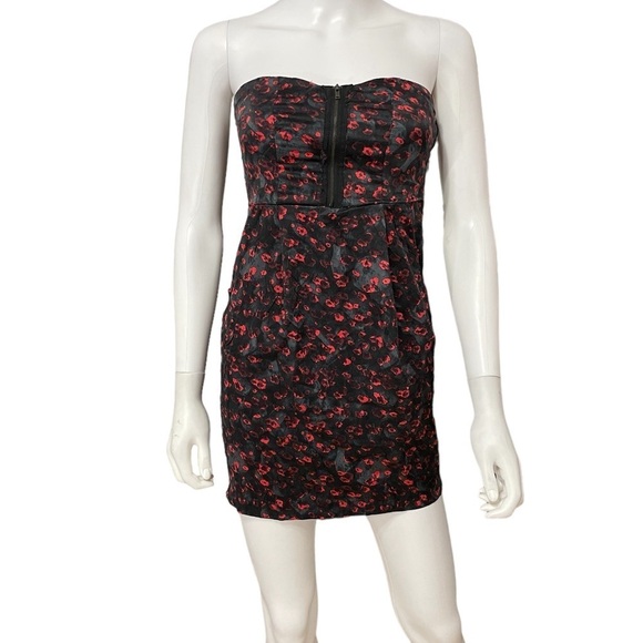 Silence + Noise Black Red Floral Strapless Dress - Picture 1 of 8